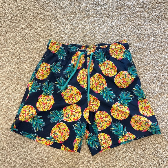 Men’s Pineapple swim shorts - Small 28-30 - Picture 1 of 2